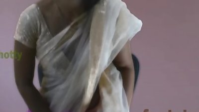 Tamil girl sexy talk with her friends
